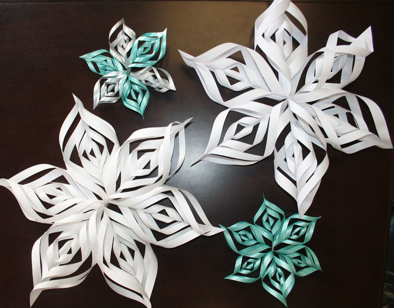 Paper Zone inspire.design.create: 3D Snowflake Pattern